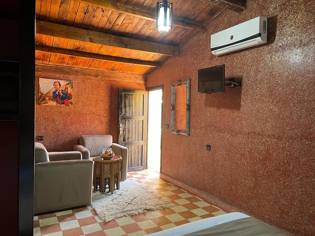 Dar Alfourssane Ferme d’hôte Uarzazate Exterior foto